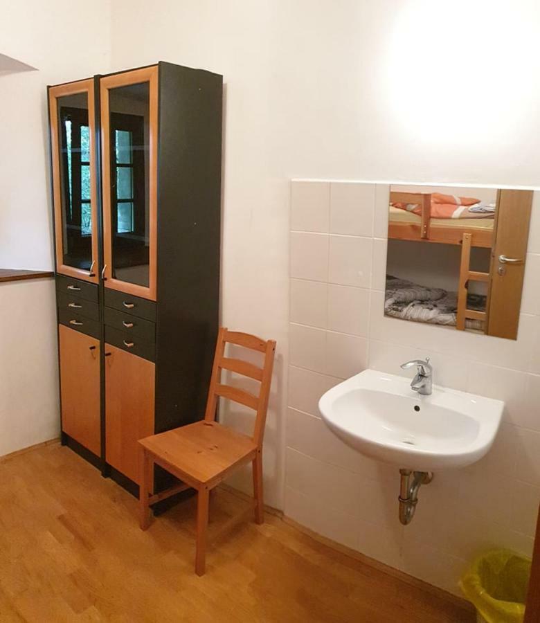 Dom Pristava Otel Jesenice Dış mekan fotoğraf